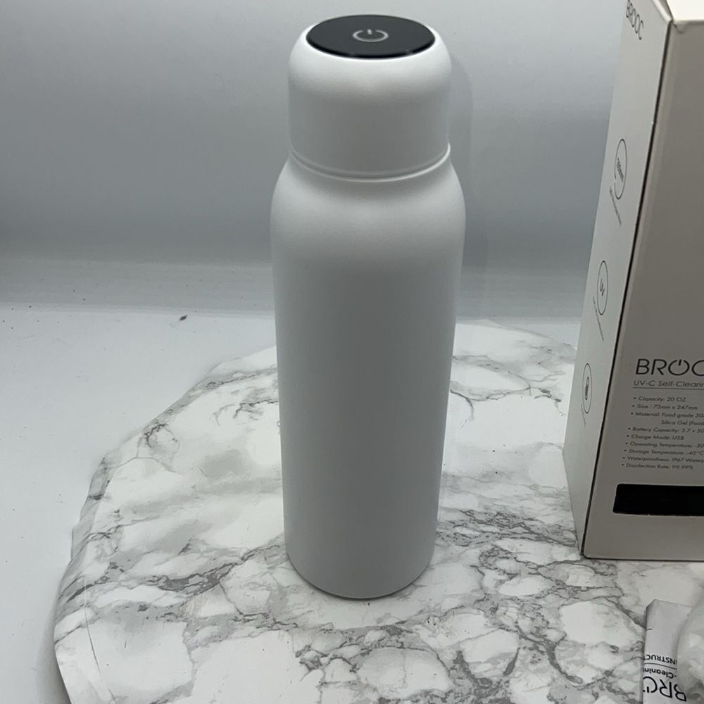 BROOC White Self Cleaning Water Bottle 20 oz-New!